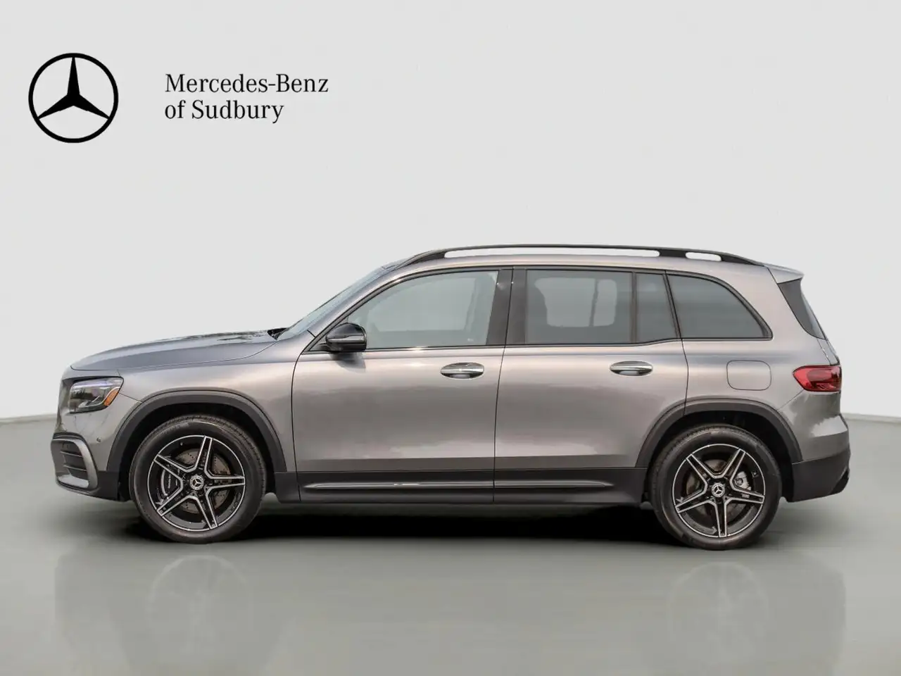 Mercedes-Benz GLB photo Mercedes-Benz GLB