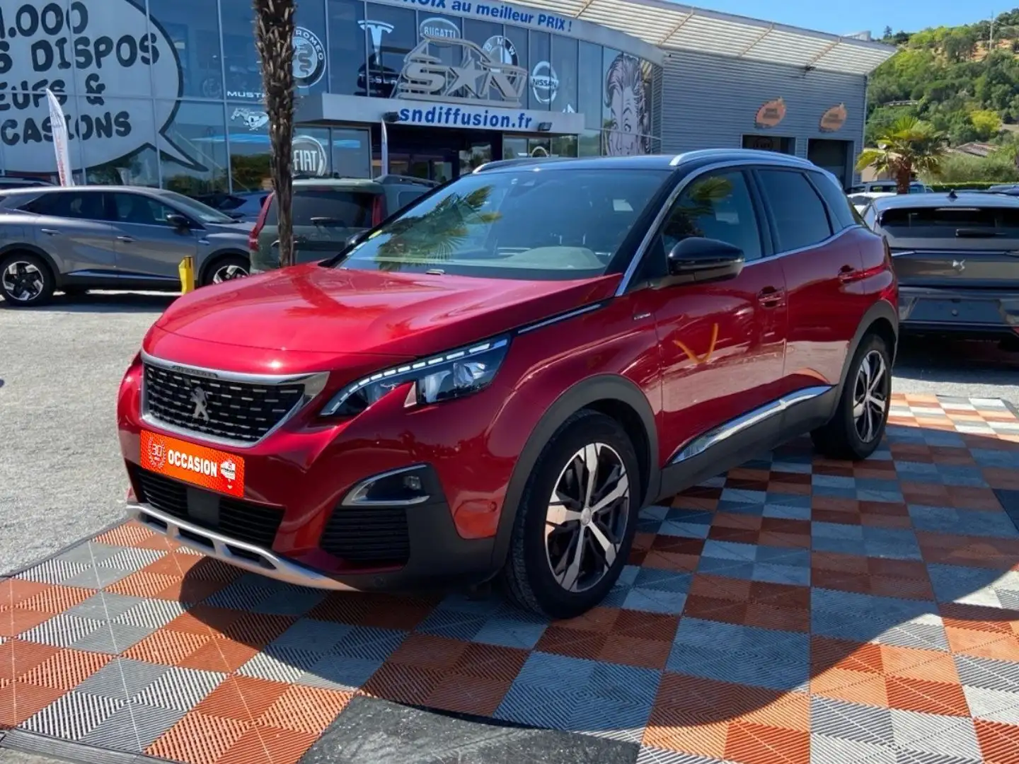 Peugeot 3008 BlueHDi 120 EAT6 GT LINE Toit Hayon Grip Caméra 36 Rouge - 1