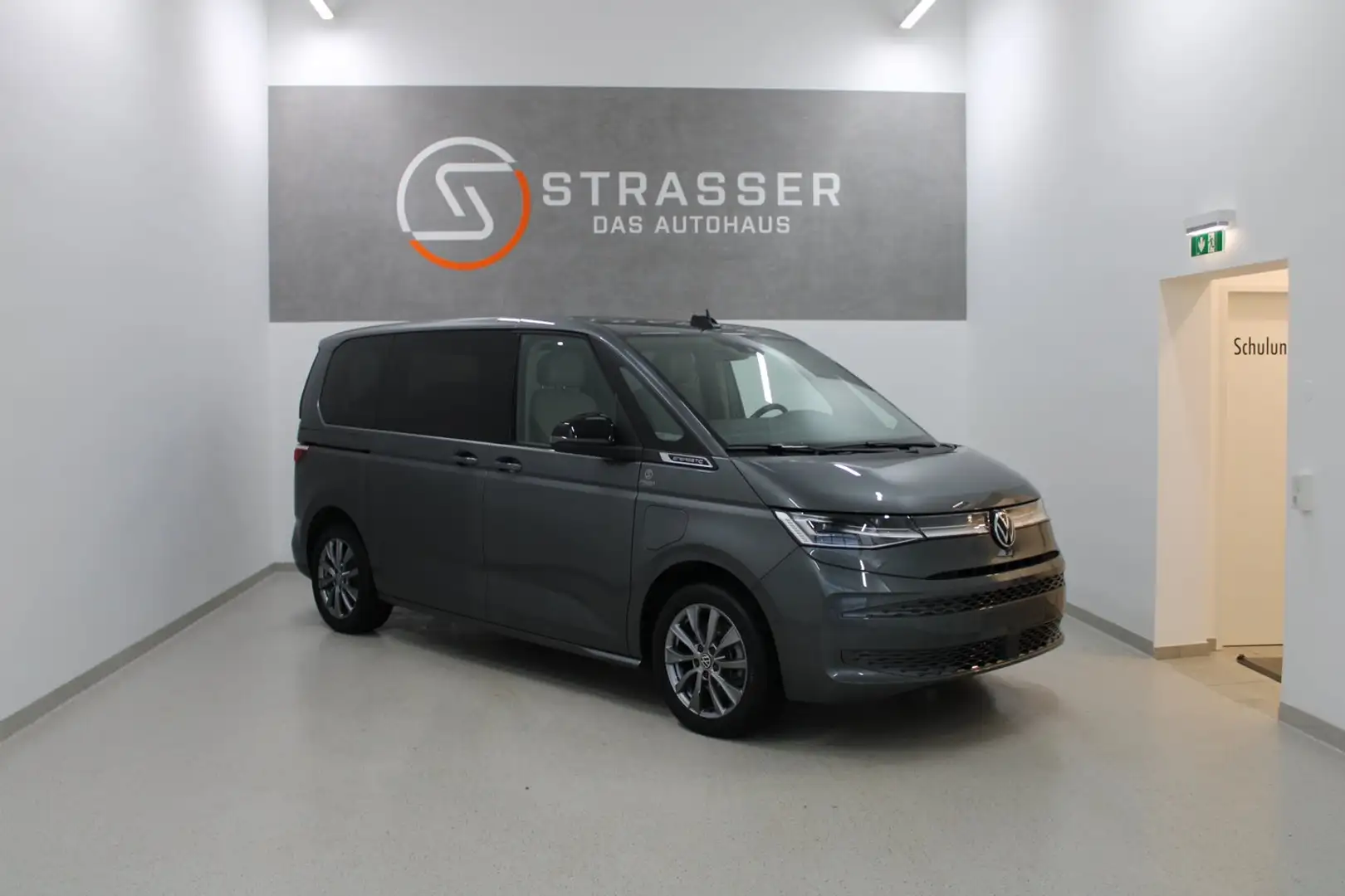 Volkswagen T7 Multivan VW T7 Multivan Energetic eHybrid Grau - 1