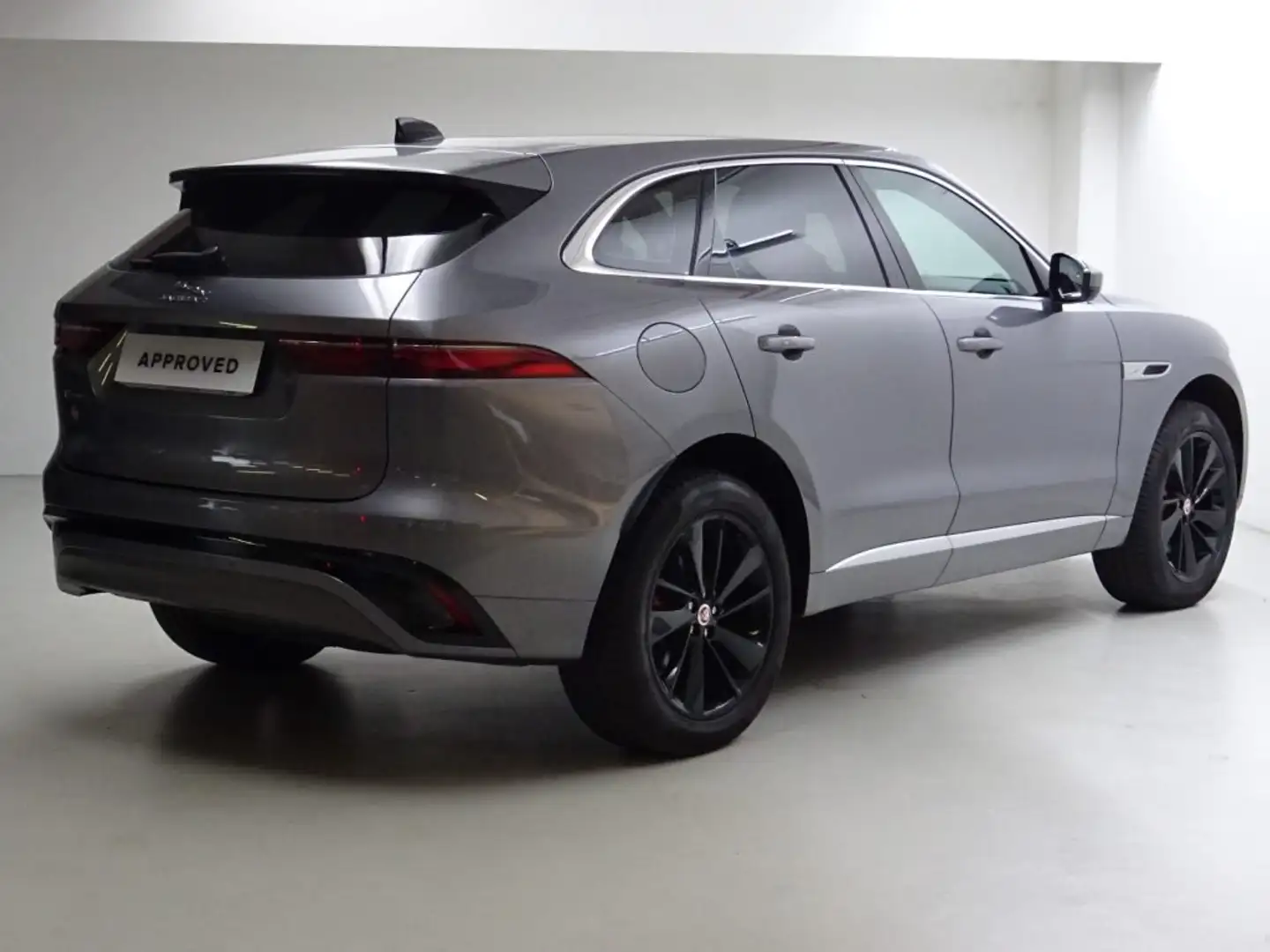 Jaguar F-Pace 2.0 D 204 CV AWD aut. R-Dynamic SE Iva inclusa Gris - 2
