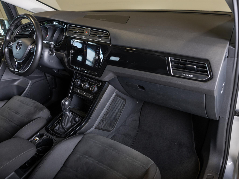 Volkswagen Touran 1.4 TSI Highline Edition R 7p 150pk / Achteruitrij — photo 5