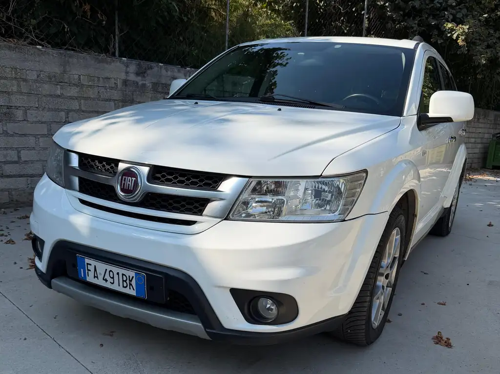 Fiat Freemont 2015 из Европы — купить под ключ