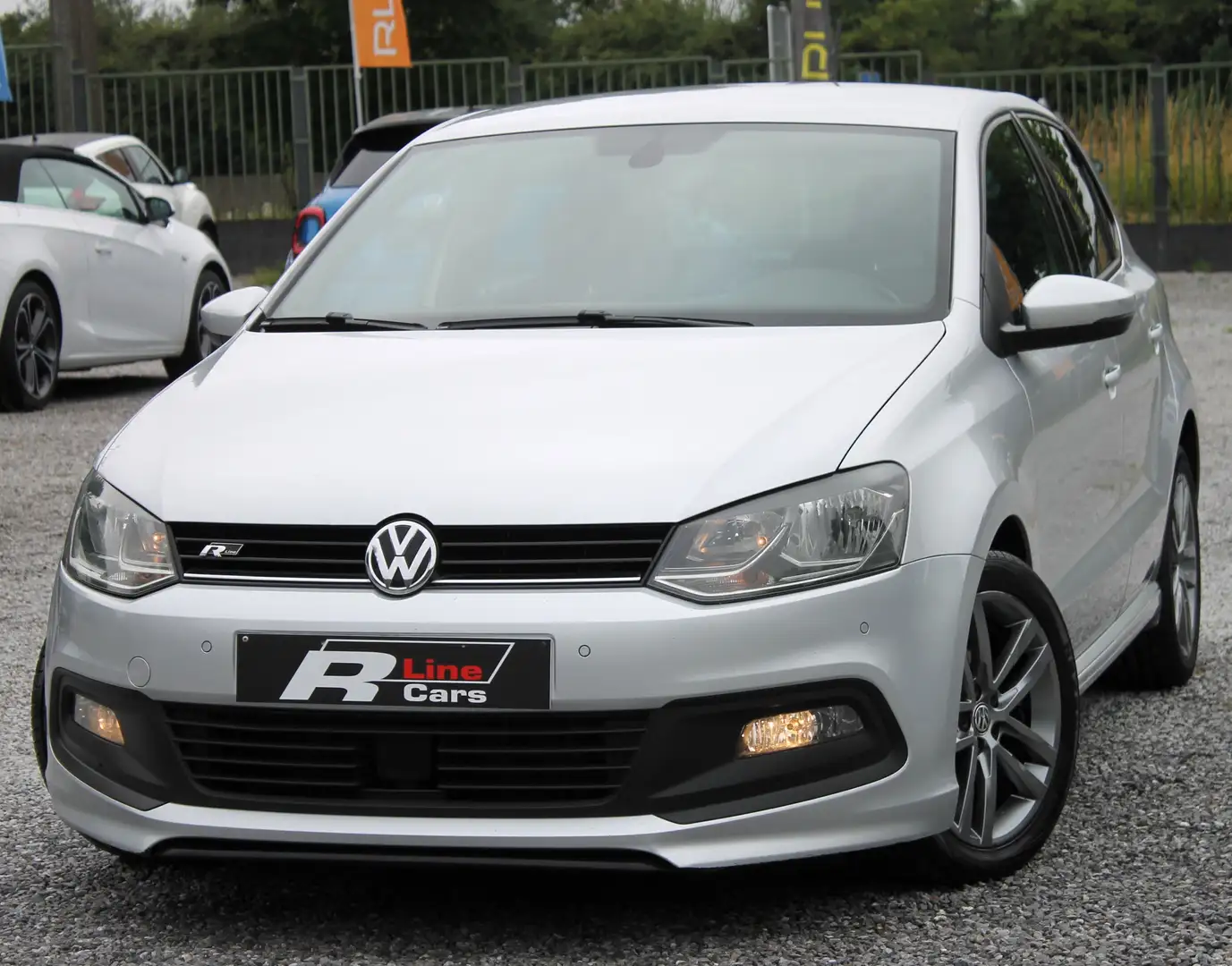 Volkswagen Polo 1.4 CR TDi R-LINE EURO 6b CLIM GPS JTS 12 MOIS GRT Gris - 1