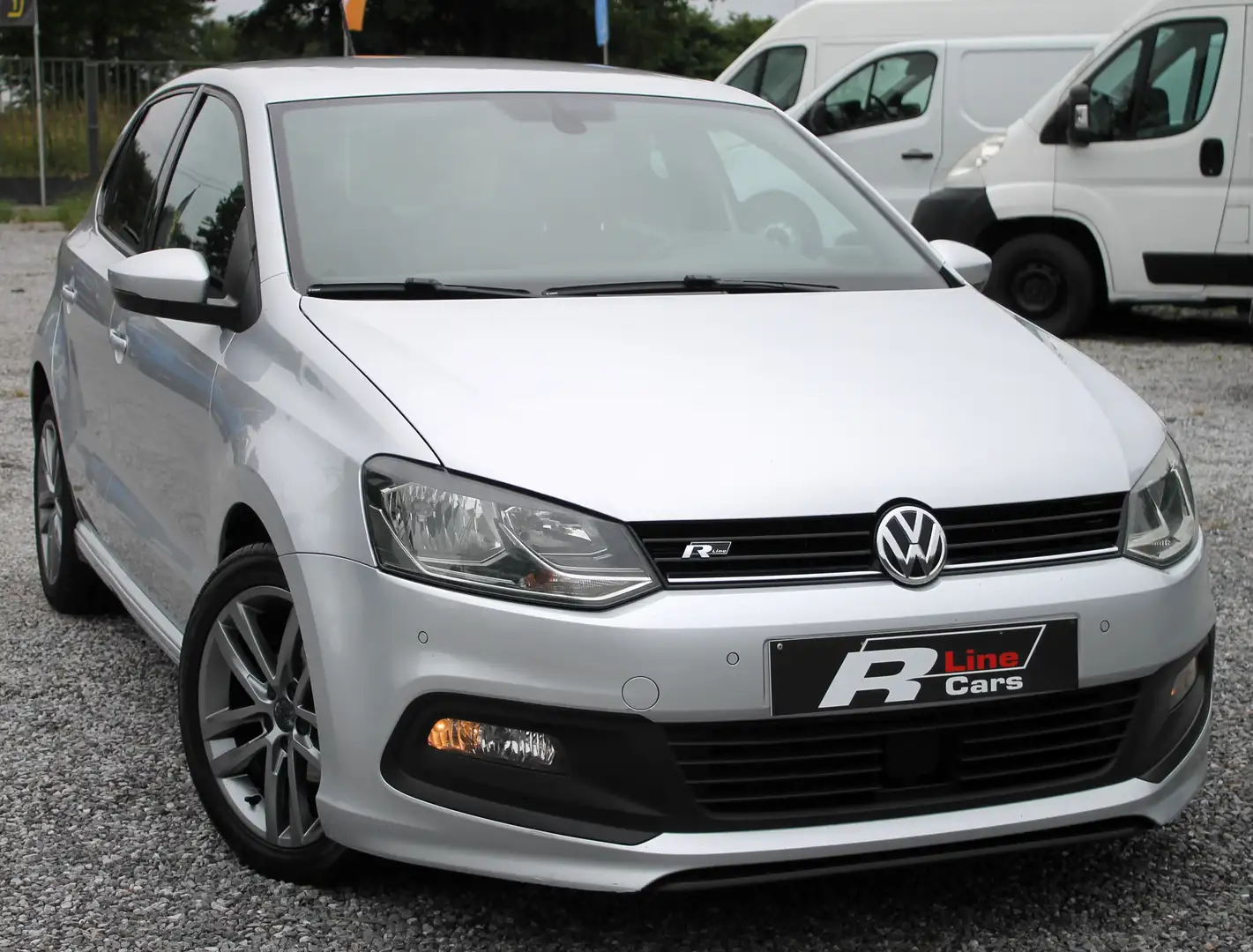 Volkswagen Polo 1.4 CR TDi R-LINE EURO 6b CLIM GPS JTS 12 MOIS GRT Gris - 2