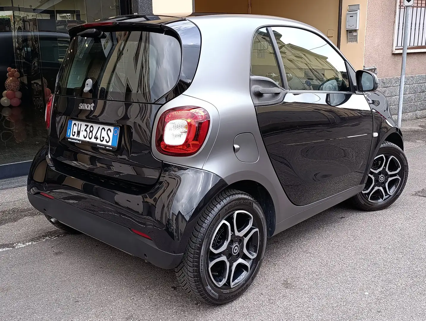 smart forTwo 0.9 t Passion 90cv twinamic Nero & Opaco Navi full crna - 2