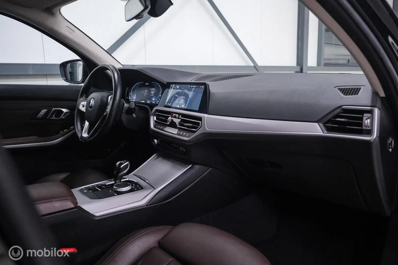 BMW 330 3-serie Touring 330e High Executive 290 pk | Trekh Noir - 2