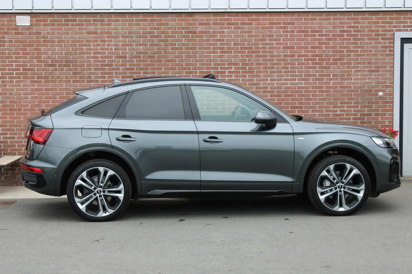 Audi Q5 Sportback 50 TFSIe 299PK S edition Quattro |PANO-D Gris - 2