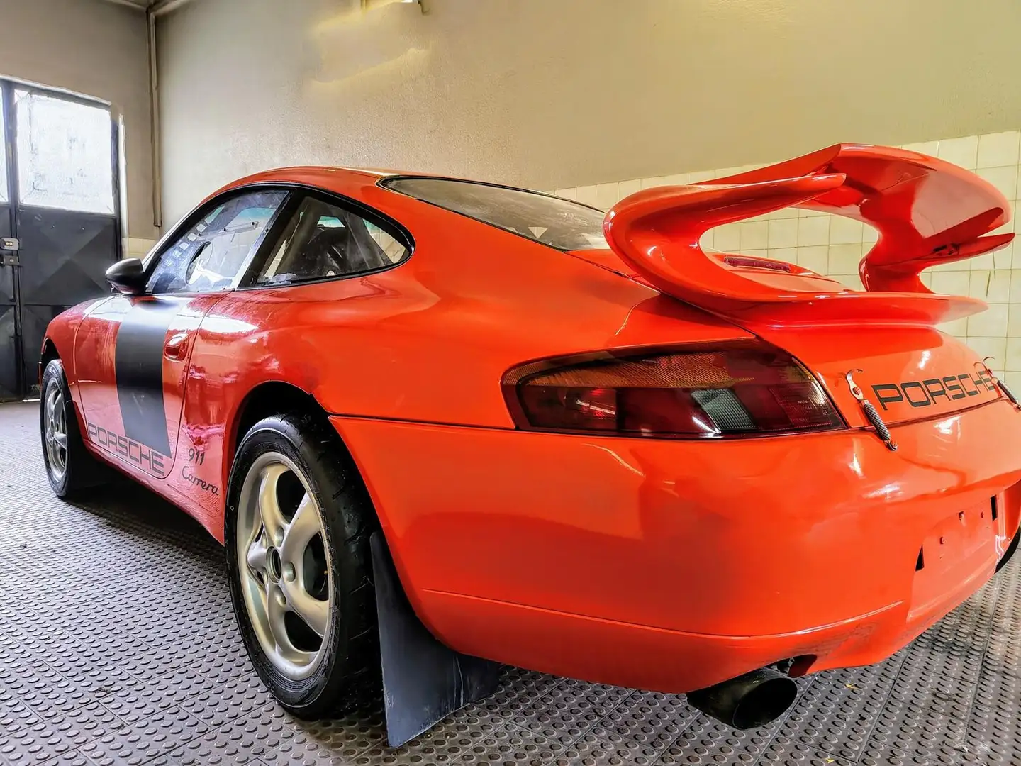 Porsche 996 CUP Carrera 2 rallye - 2