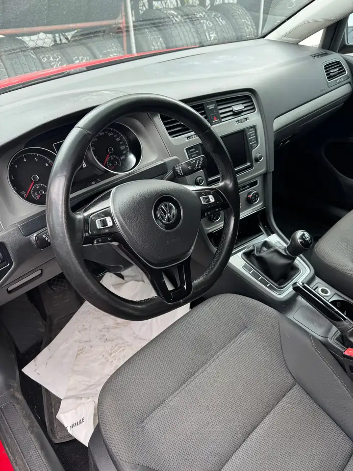 Volkswagen Golf снимка Volkswagen Golf