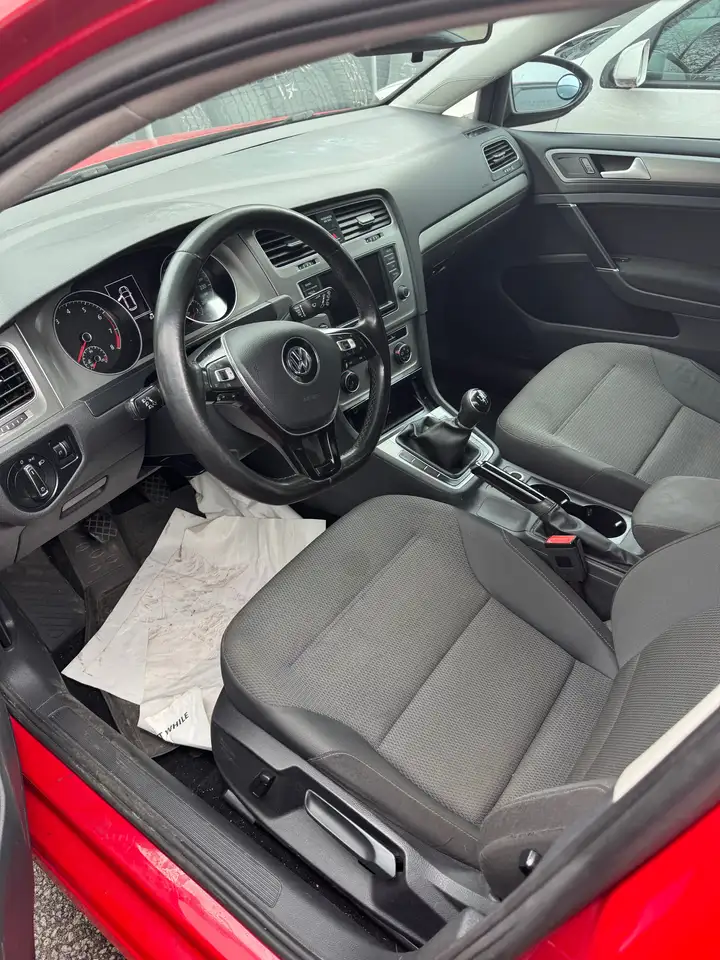 Volkswagen Golf снимка Volkswagen Golf