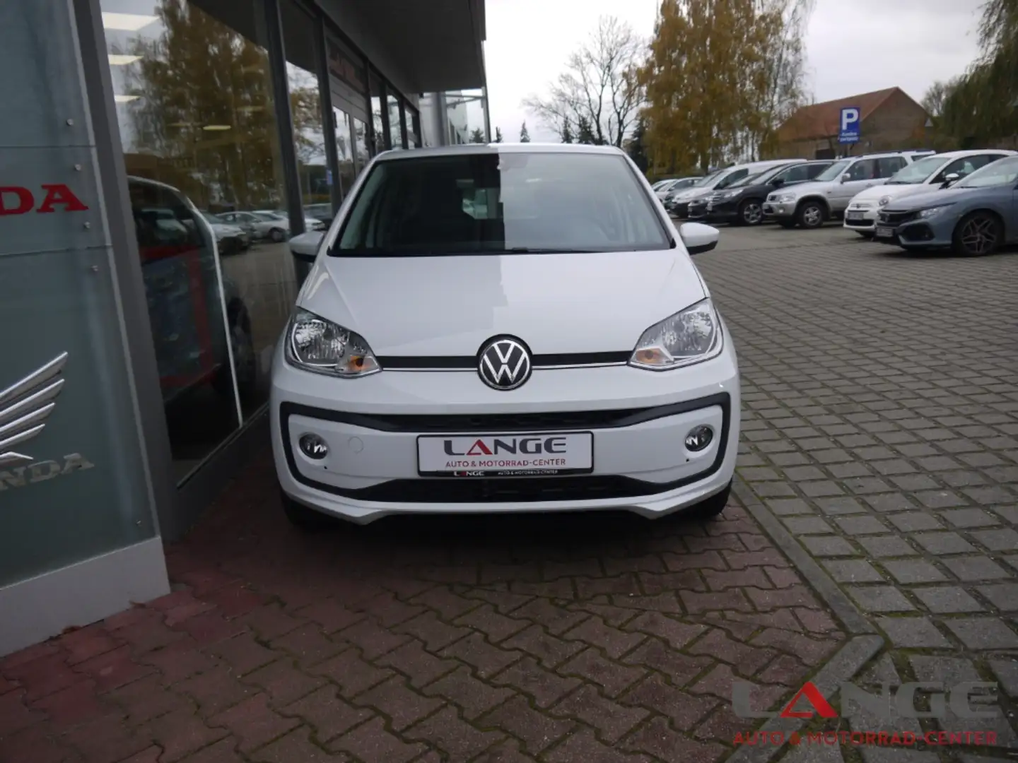 Volkswagen up! EU6d 1.0 MPI Ganzjahresreifen DAB SHZ Tel.-Vorb. W White - 2
