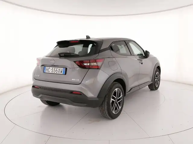 Nissan Juke view 2