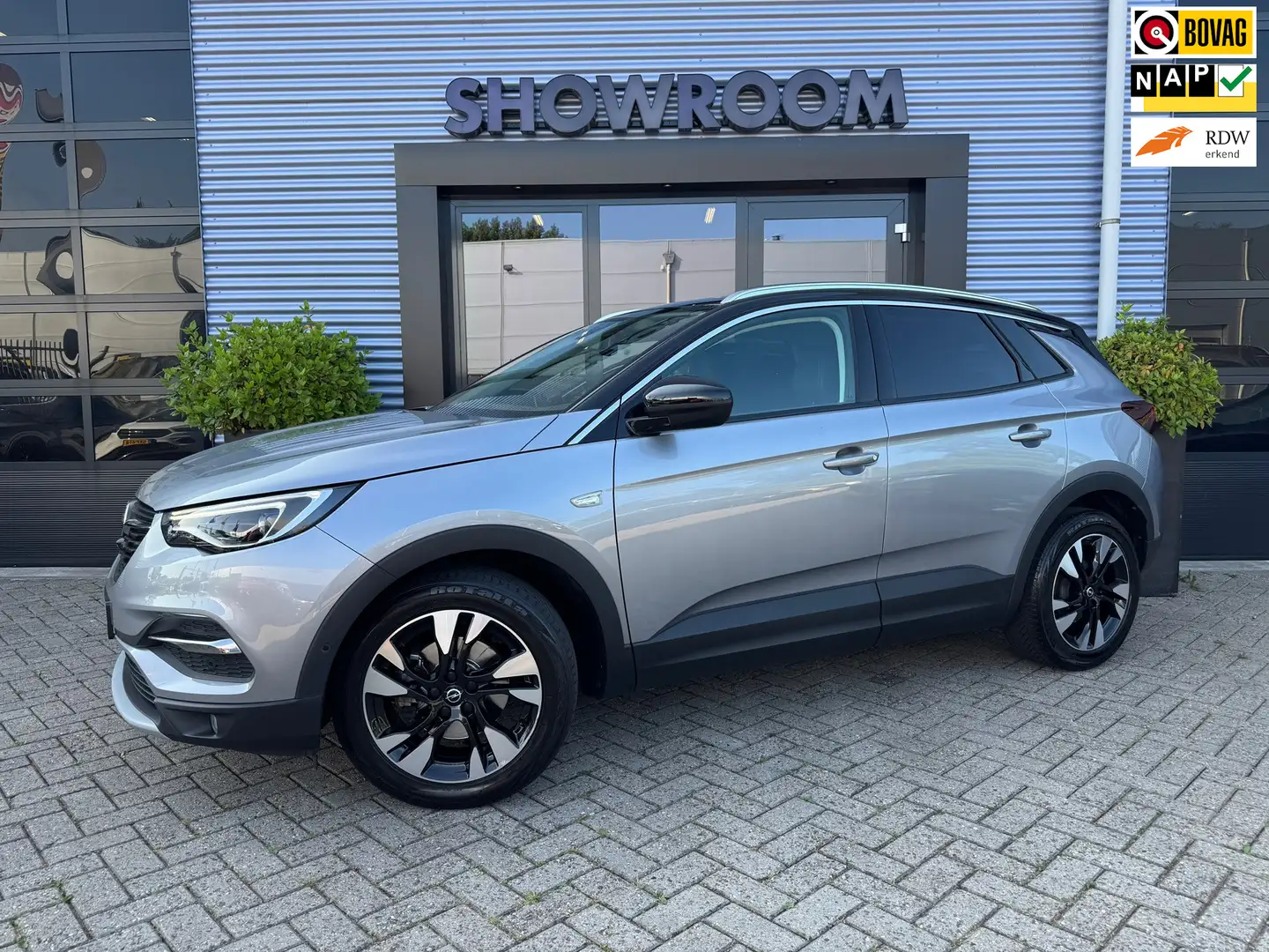 Opel Grandland X Automaat|Leder|Trekhaak|Apple carplay 1.2 Turbo In Gris - 1