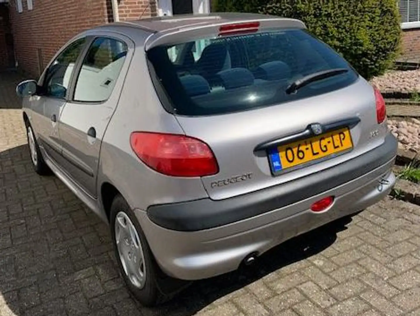Peugeot 206 206 1.6-16V Gentry Plateado - 1
