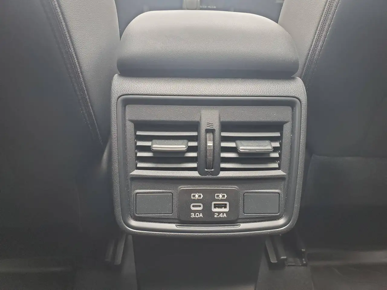 Subaru Forester снимка Subaru Forester