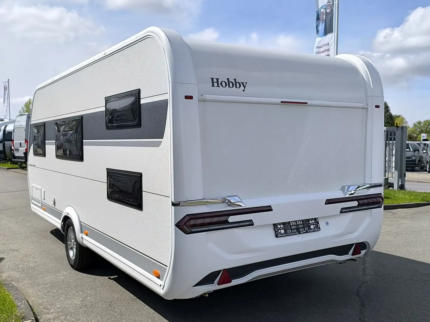 Hobby Hobby Excellent Edition 545 KMF 2025 Wit - 2
