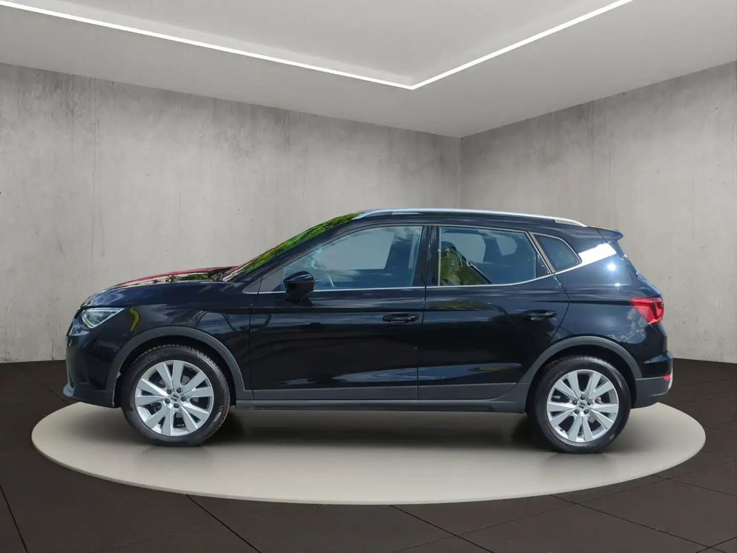 SEAT Arona Xperience Schwarz - 2