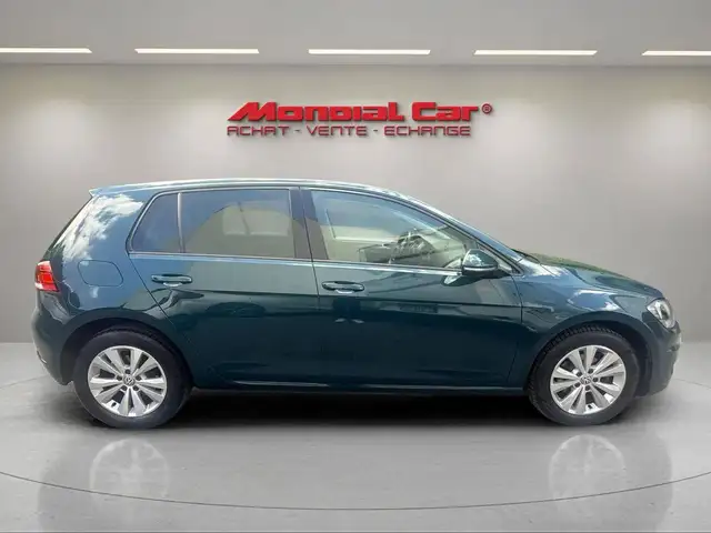 Volkswagen Golf view 9
