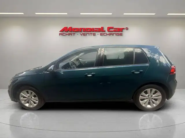 Volkswagen Golf view 5