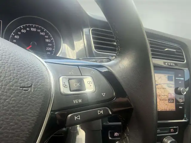 Volkswagen Golf view 14