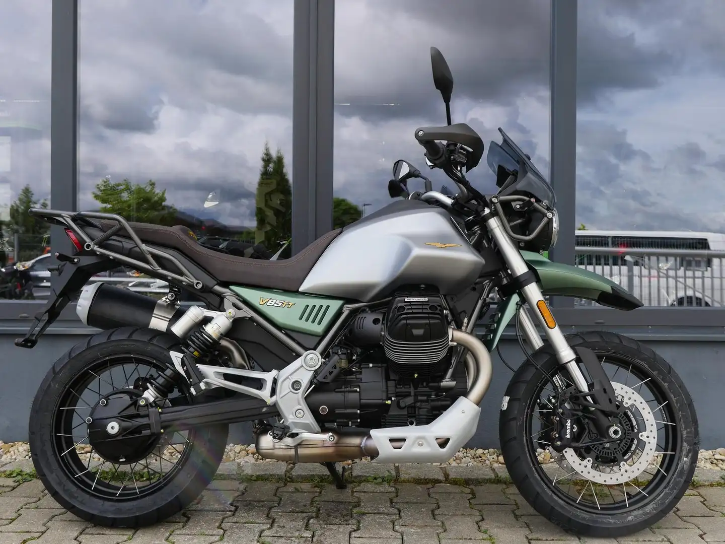 Moto Guzzi V 85 TT Centenario - neu - Lager - 1