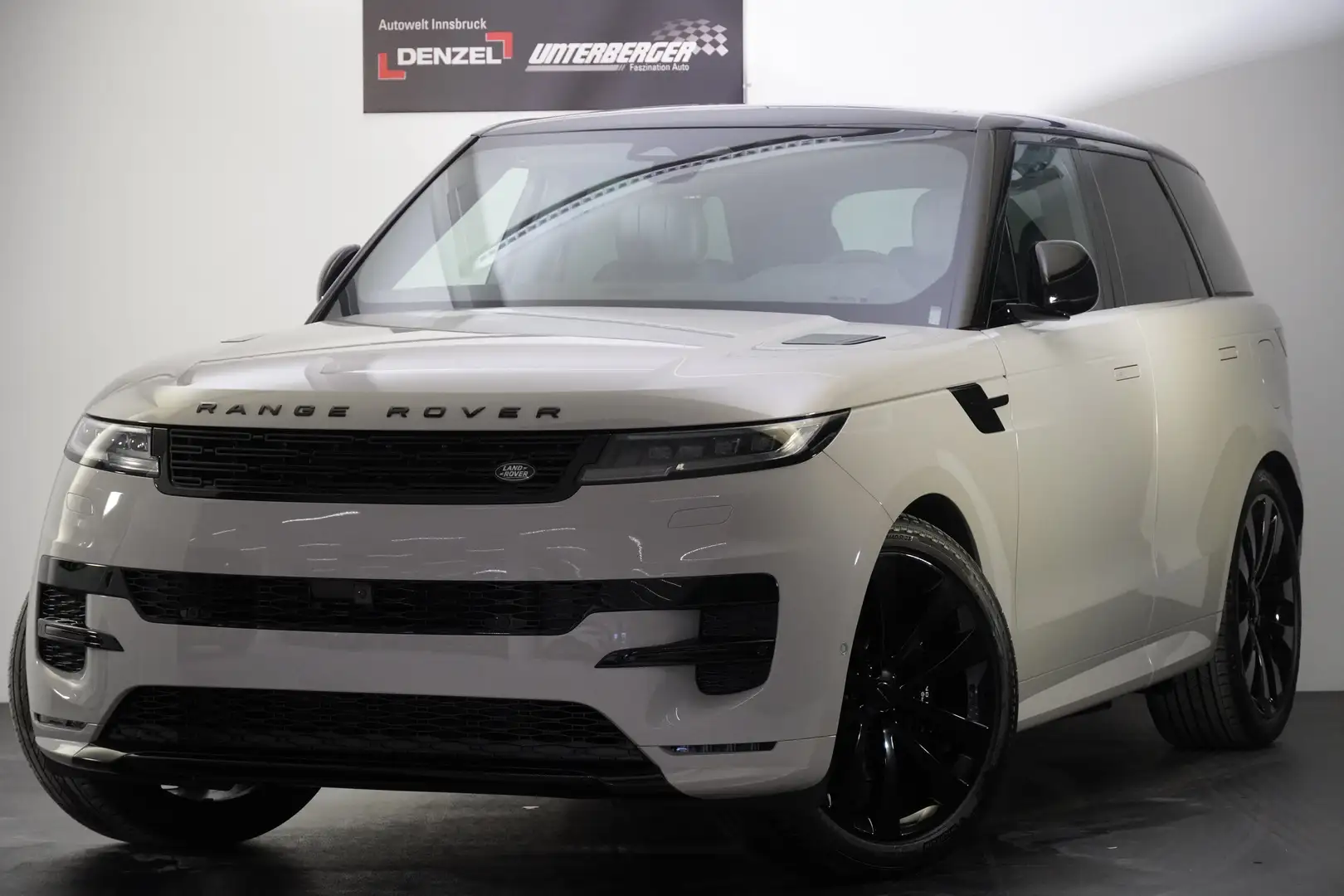 Land Rover Range Rover Sport 3.0PHEV Dynamic SE Grau - 2