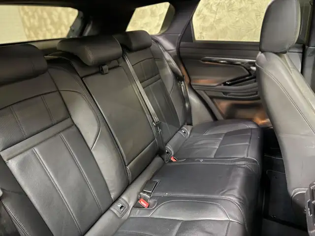 Land Rover Range Rover Evoque view 18