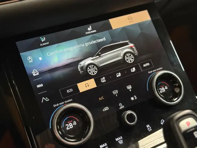 Land Rover Range Rover Evoque view 28