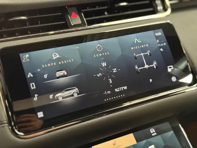Land Rover Range Rover Evoque view 25