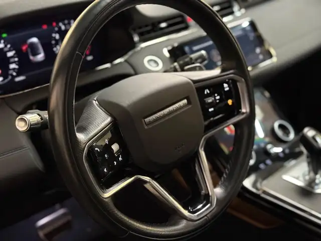 Land Rover Range Rover Evoque view 16