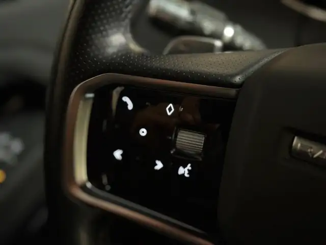 Land Rover Range Rover Evoque view 22