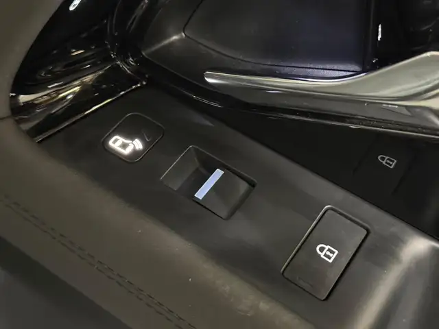 Land Rover Range Rover Evoque view 13