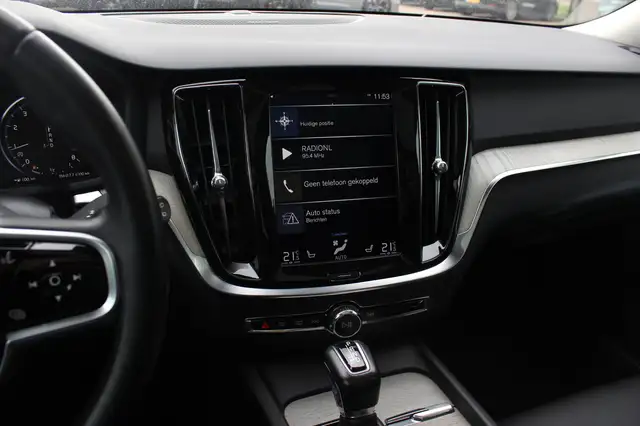 Volvo V60 view 19