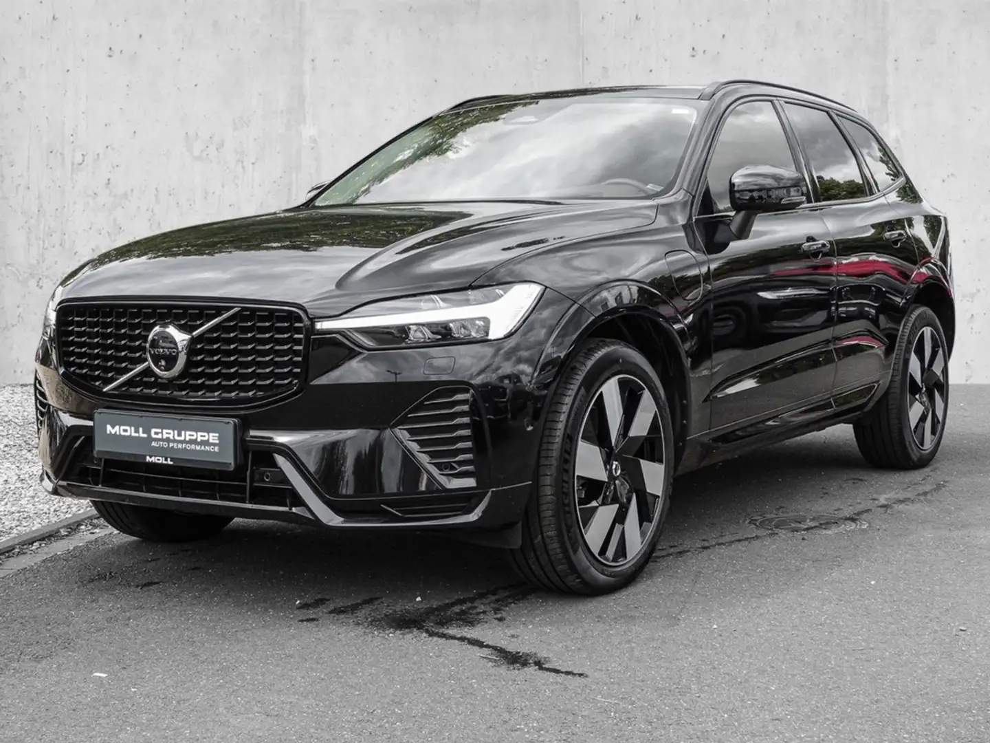 Volvo XC60 T8 AWD Ultra Dark MATRIX ACC AUT EL.HECK LM Schwarz - 2