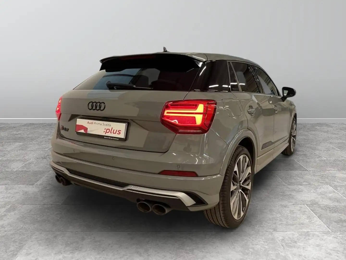 Audi SQ2 2.0 tfsi quattro s-tronic Gris - 2