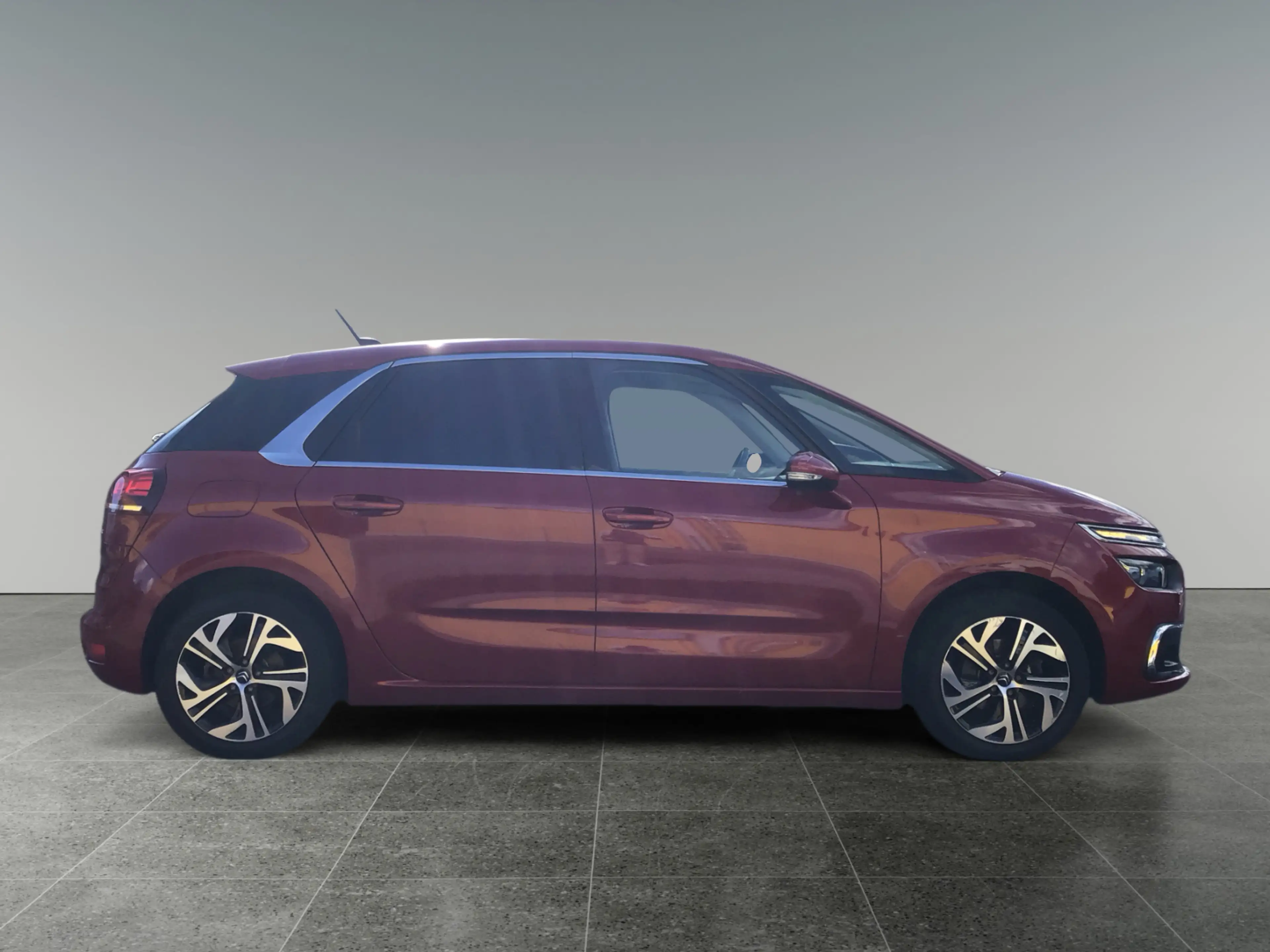 Citroen C4 SpaceTourer BlueHDi 130 S&S 6-Gang Shine — photo 6