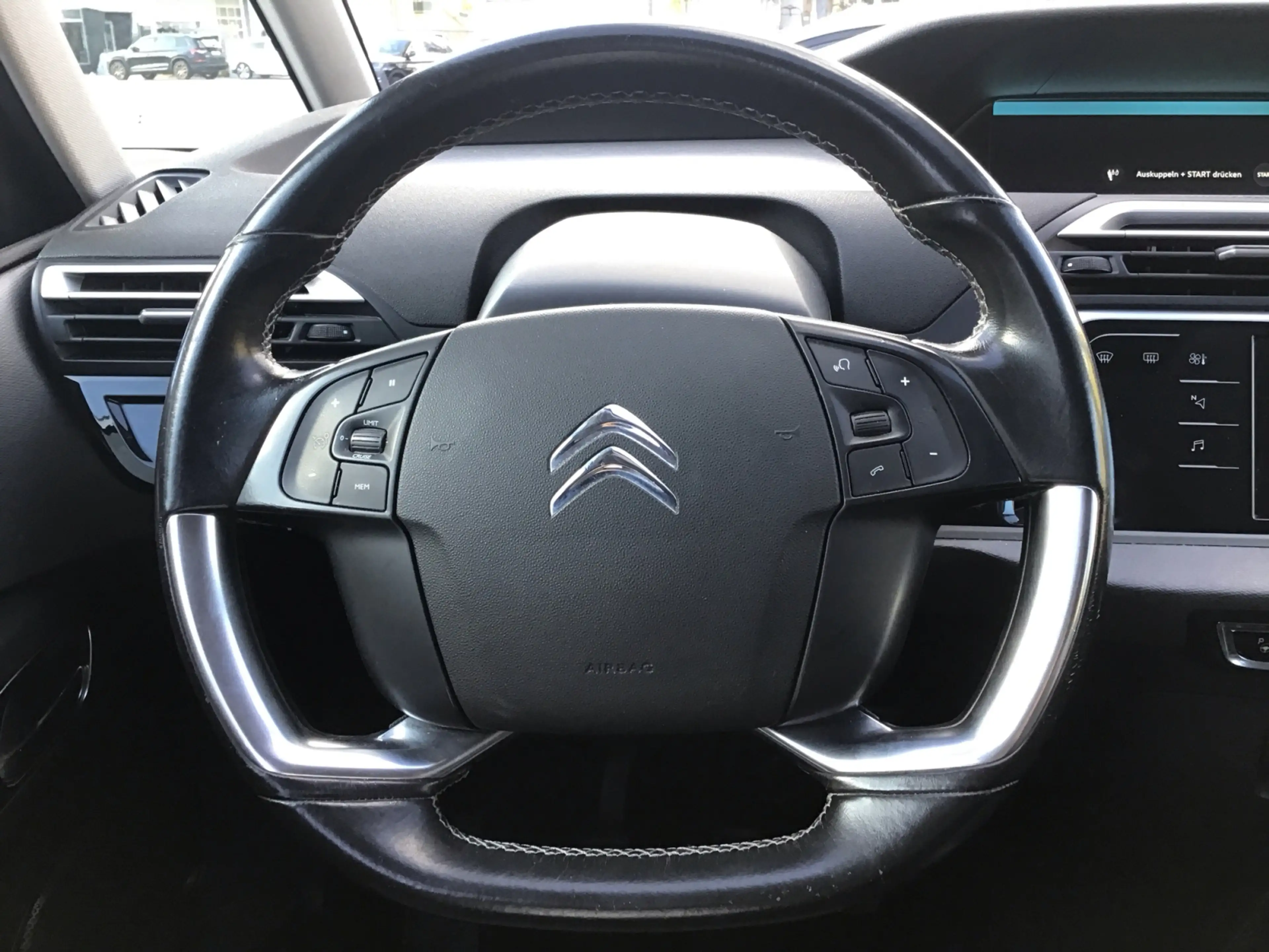 Citroen C4 SpaceTourer BlueHDi 130 S&S 6-Gang Shine — photo 11