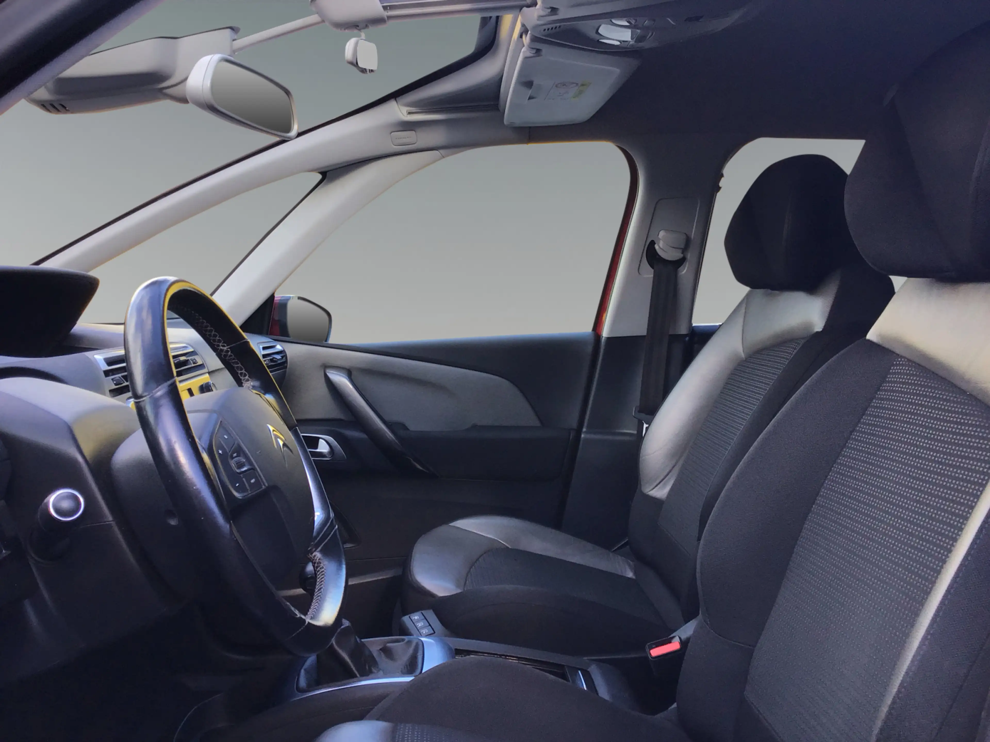 Citroen C4 SpaceTourer BlueHDi 130 S&S 6-Gang Shine — photo 9