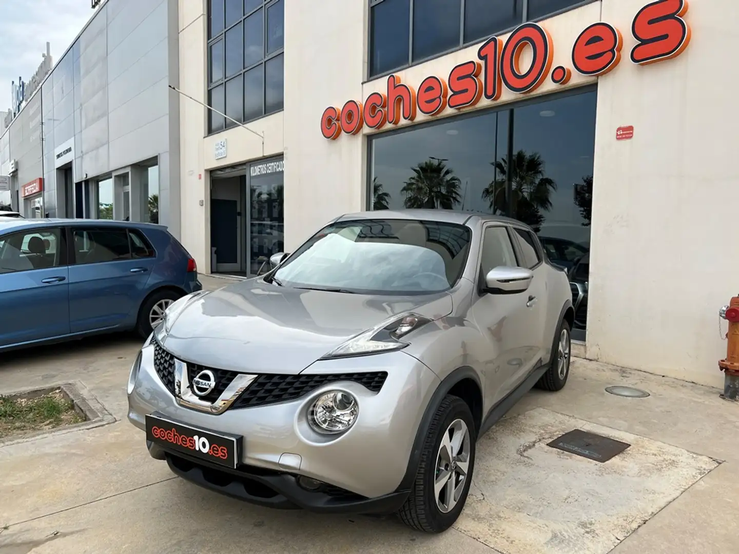 Nissan Juke 1.6 Acenta 4x2 112 Zilver - 1