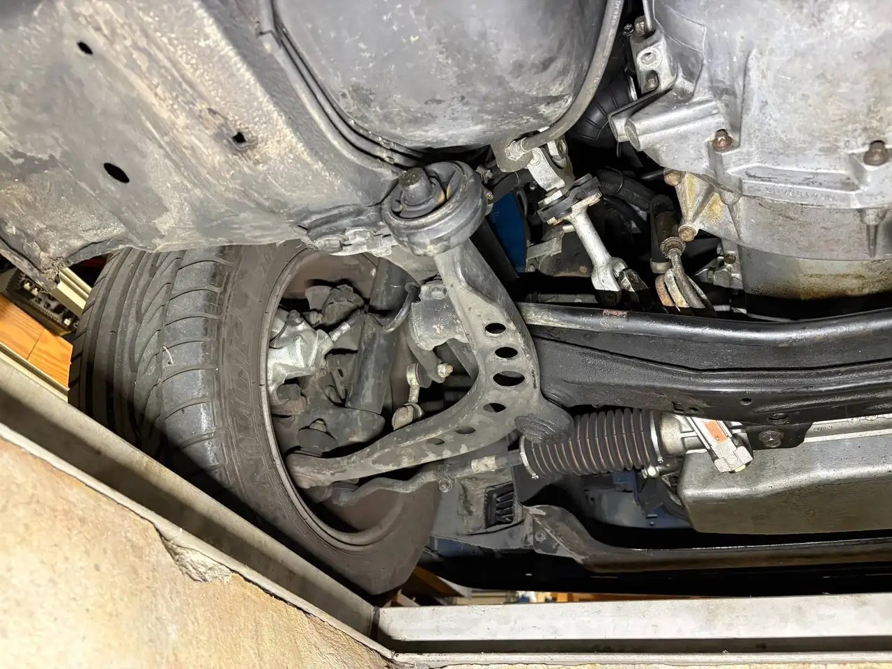 BMW 325i, foto 11