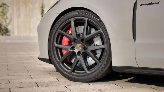 Porsche Panamera view 2