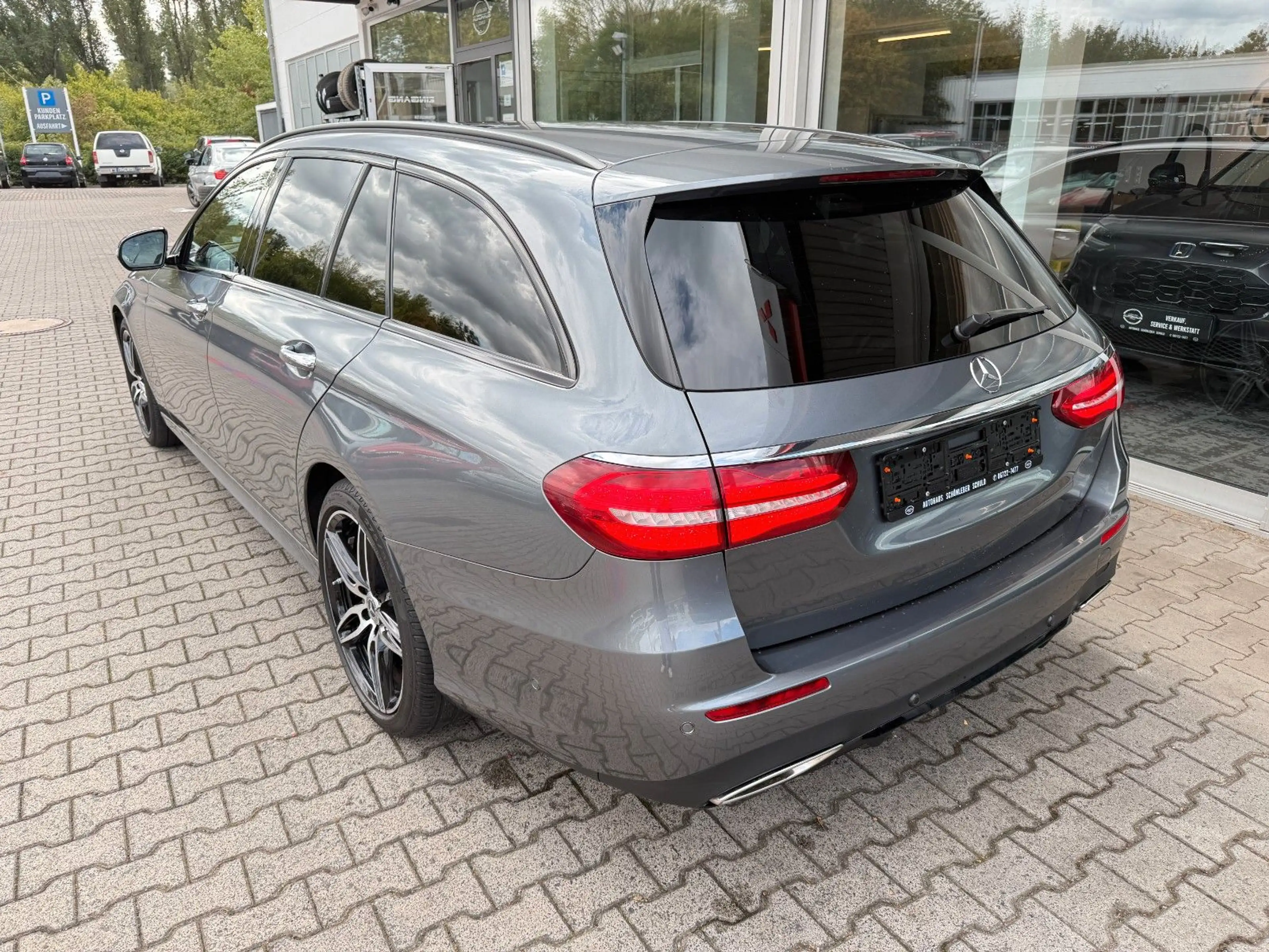 Mercedes-Benz E 400 T 4Matic AMG-Line *TOP AUSSTATTUNG*SCHECKH — photo 5