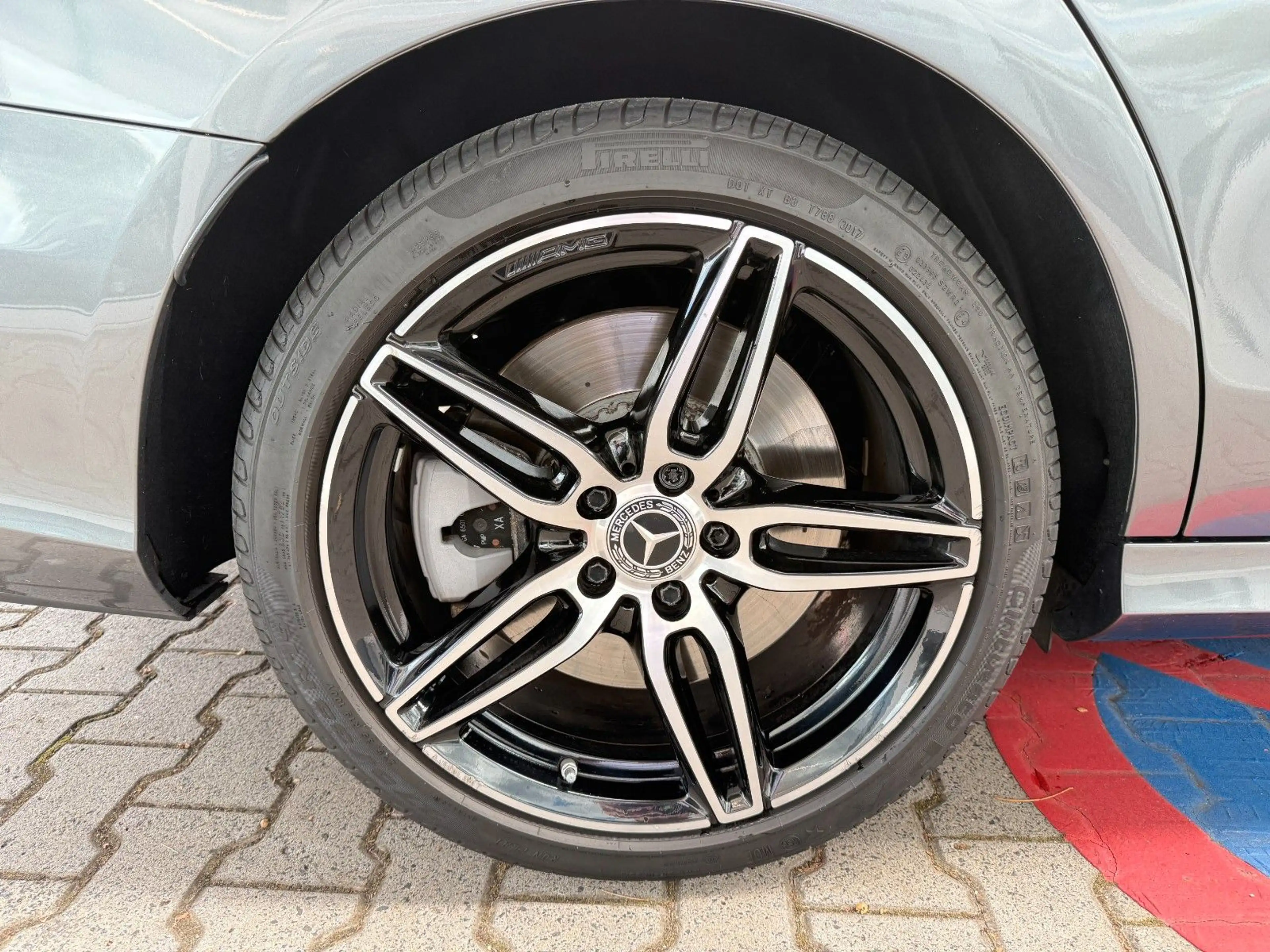 Mercedes-Benz E 400 T 4Matic AMG-Line *TOP AUSSTATTUNG*SCHECKH — photo 13
