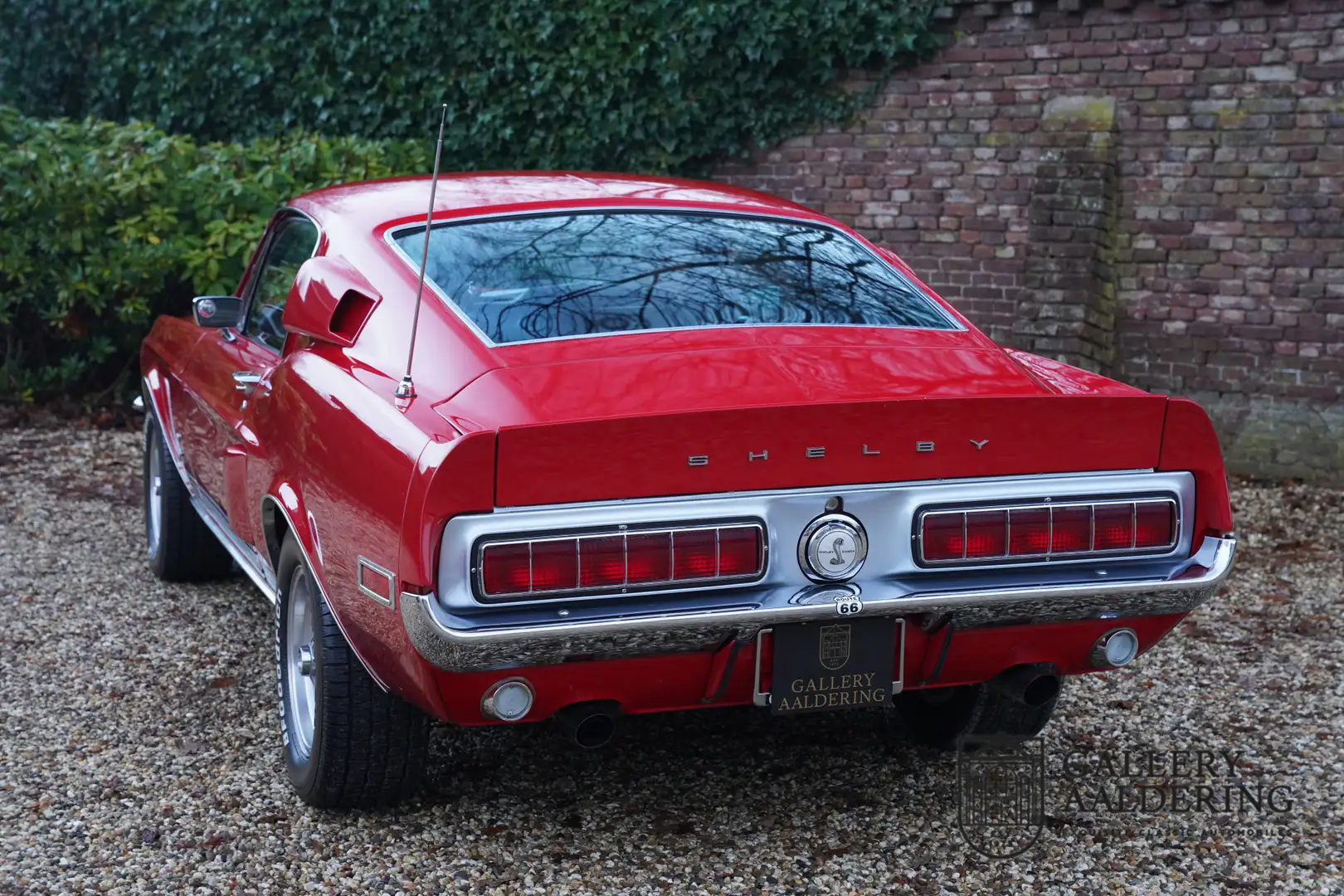 Ford Mustang Shelby GT350 PRICE REDUCTION! An icon among classi Rood - 2