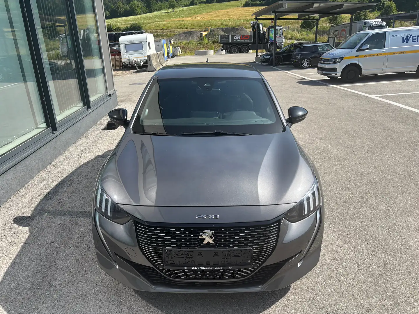 Peugeot 208 GT PureTech 100 S&S EAT8 Grau - 2