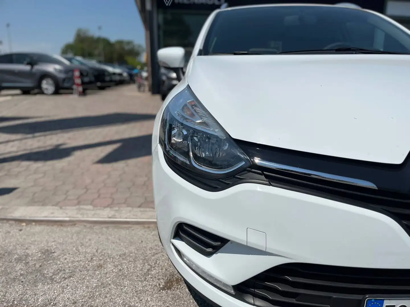 Renault Clio Sporter dCi 8V 75CV Start&Stop Energy Intens Bianco - 2