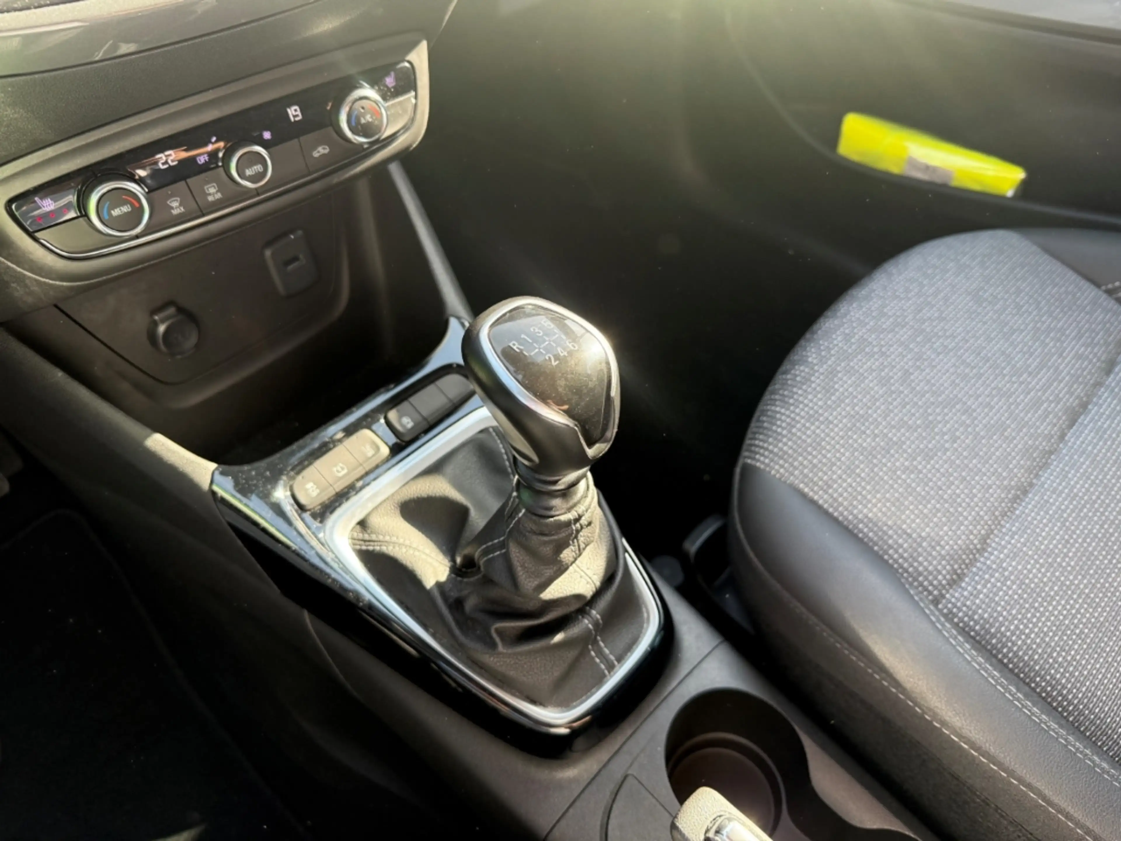 Opel Crossland Elegance 1.2 Turbo SHZ+LHZ+Kamera+AHK — photo 15