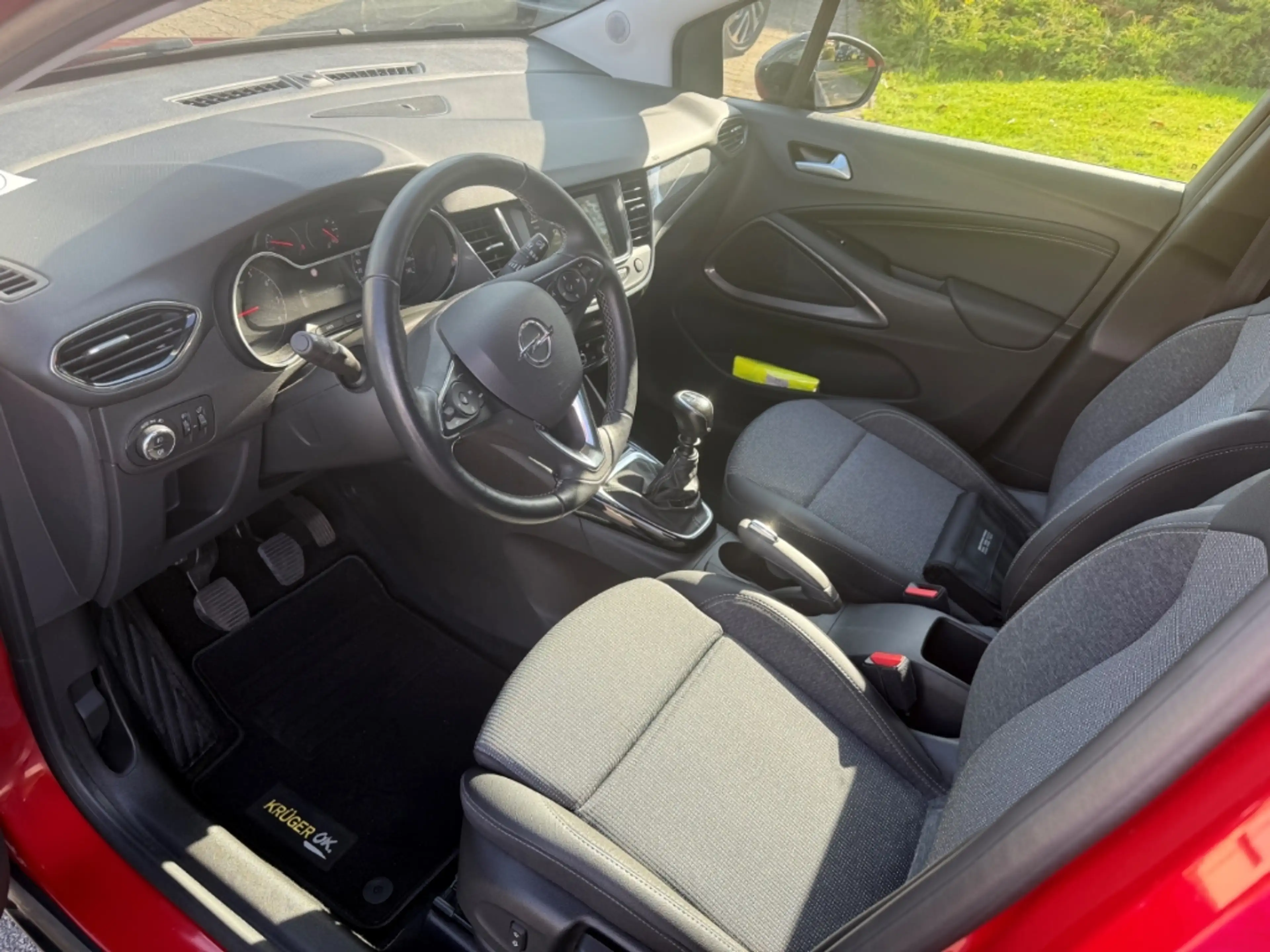 Opel Crossland Elegance 1.2 Turbo SHZ+LHZ+Kamera+AHK — photo 5