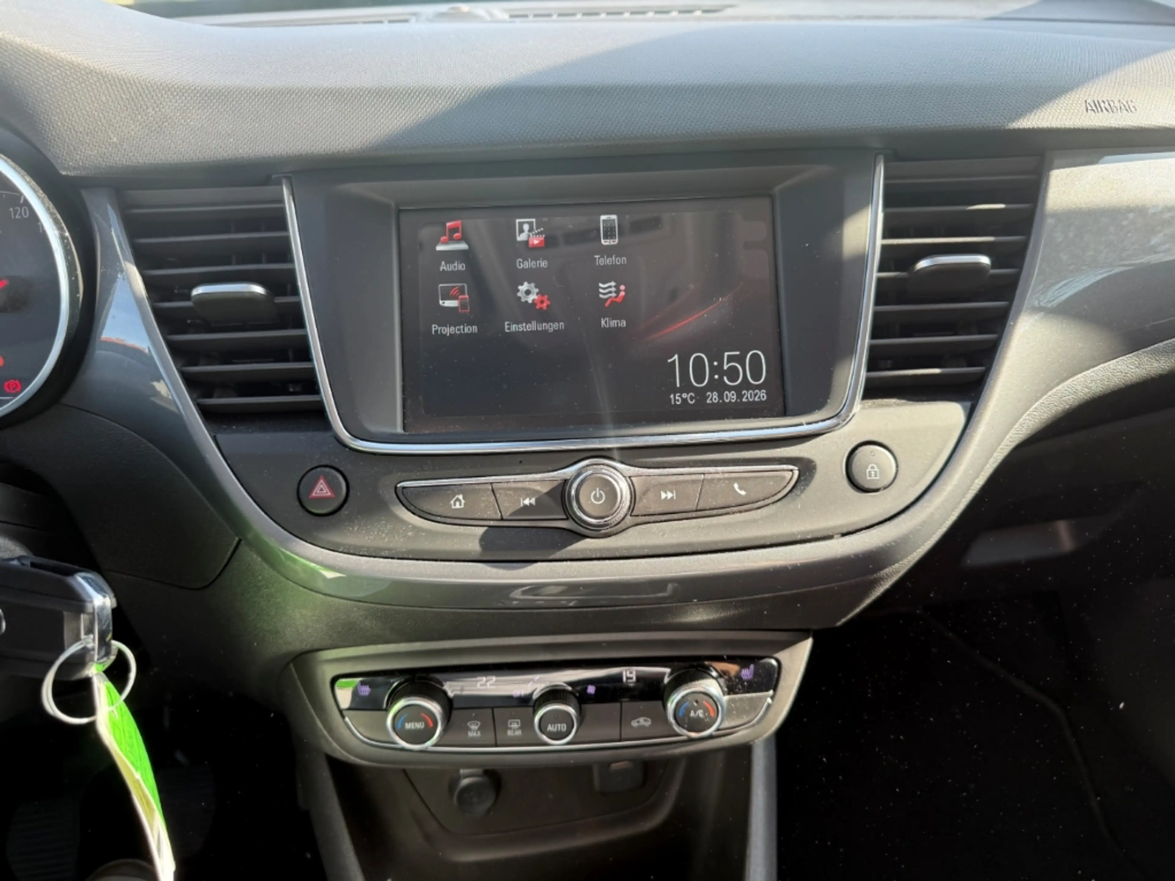 Opel Crossland Elegance 1.2 Turbo SHZ+LHZ+Kamera+AHK — photo 12