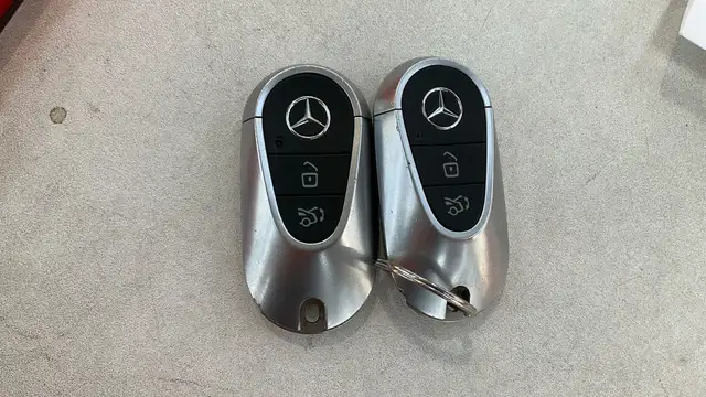Mercedes-Benz GLC view 14
